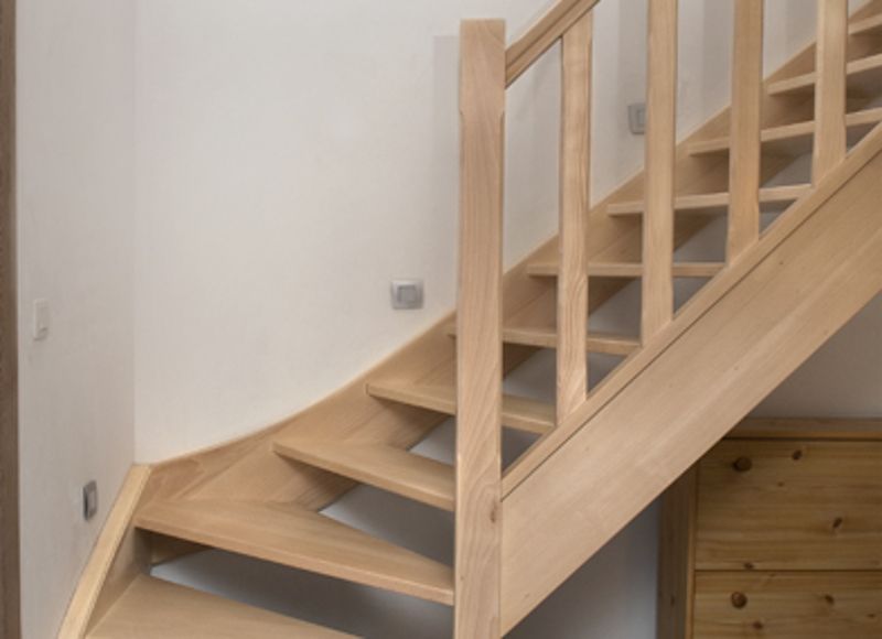 Inferieur Eik gevechten Moderne trappen in hout of metaal | Kwaliteit van Trappen Smet
